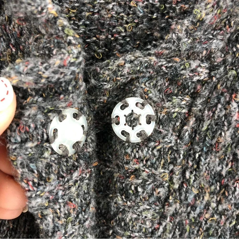 Maurices Sweater Womens Medium Snap Button Hooded Speckled Pockets Cardigan